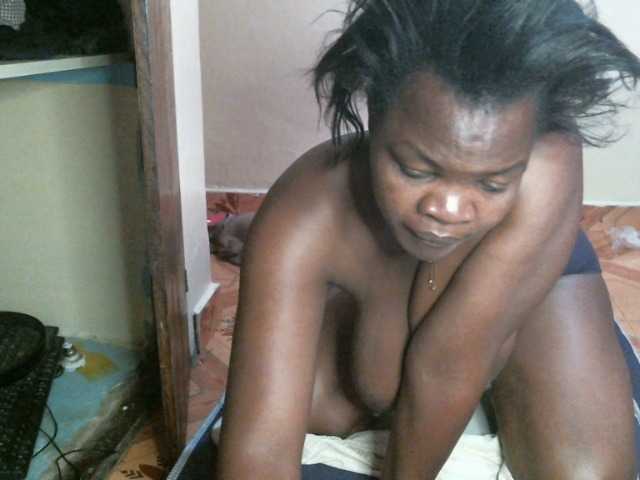 CuteLeilah's BongaCams show and profile