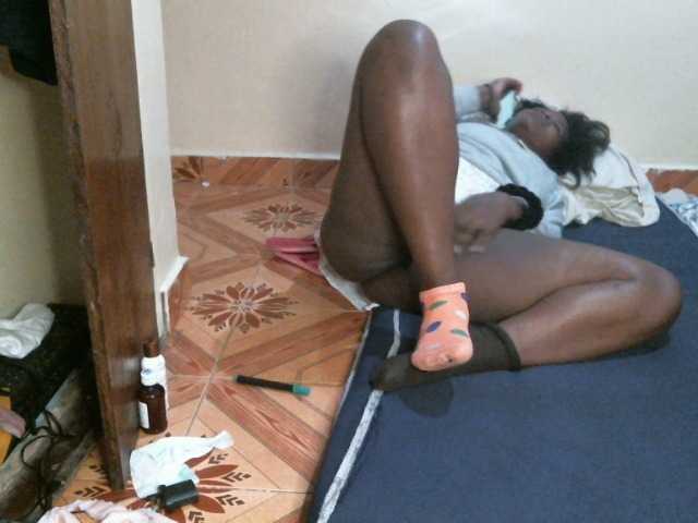 CuteLeilah's BongaCams show and profile