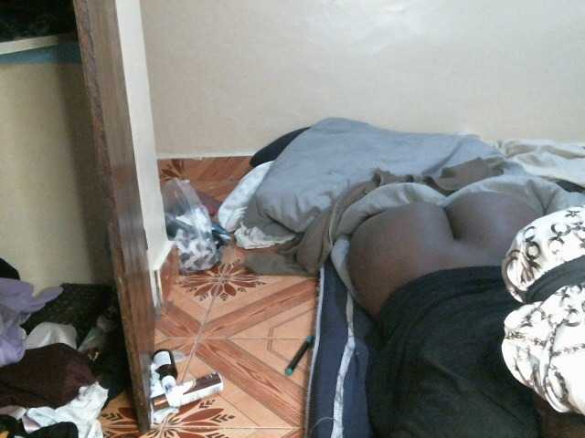 CuteLeilah webcam bongacams model stream image