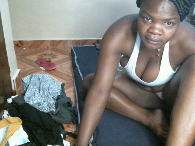 CuteLeilah's BongaCams show and profile