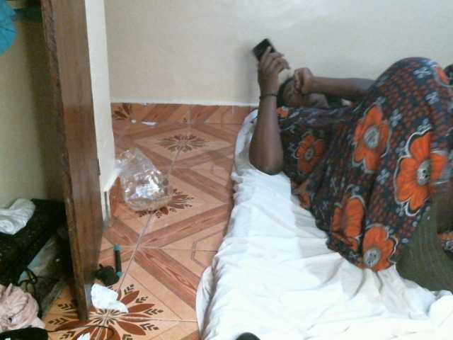 CuteLeilah's BongaCams show and profile