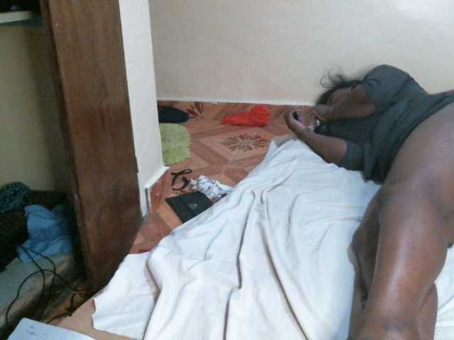 CuteLeilah's BongaCams show and profile