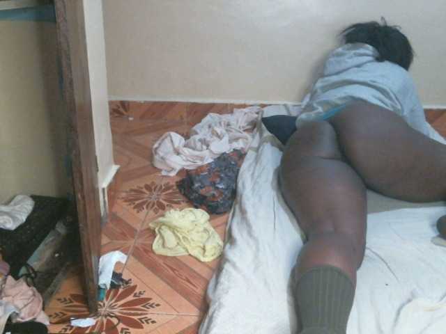 CuteLeilah's BongaCams show and profile