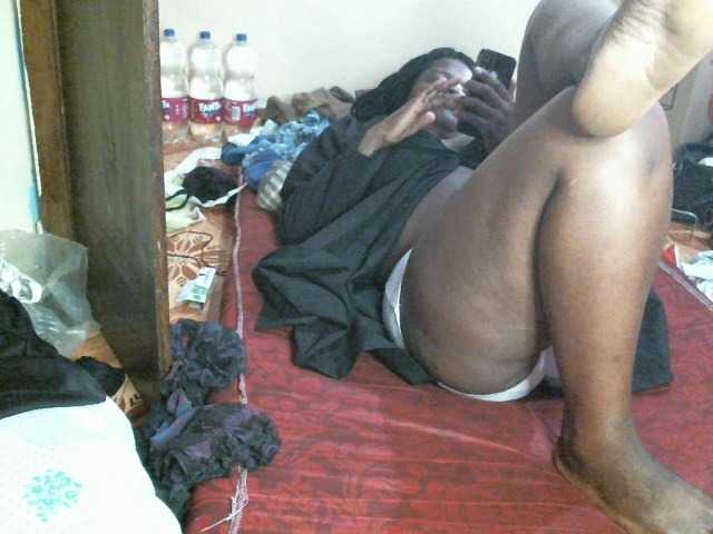 CuteLeilah's BongaCams show and profile