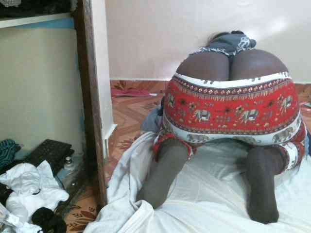 CuteLeilah Live Webcam on BongaCams