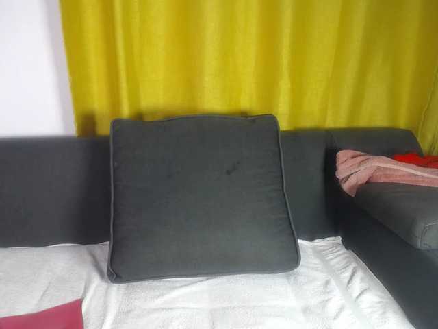 Sexybutt's BongaCams show and profile