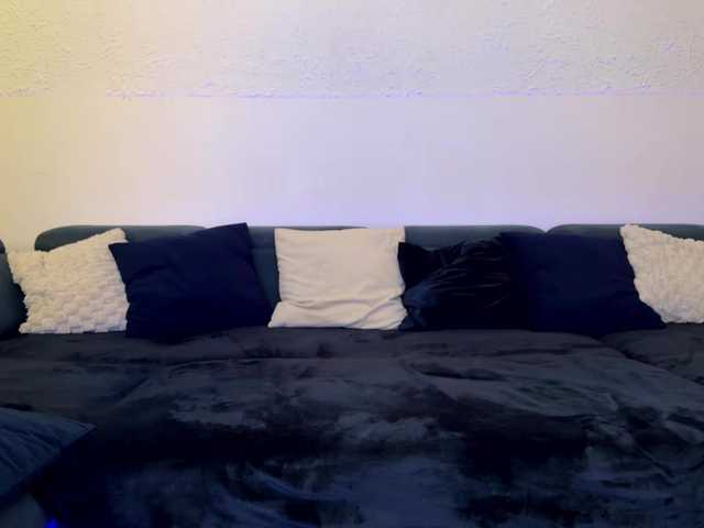 Andyvelvet's BongaCams show and profile