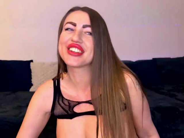 Andyvelvet's BongaCams profile