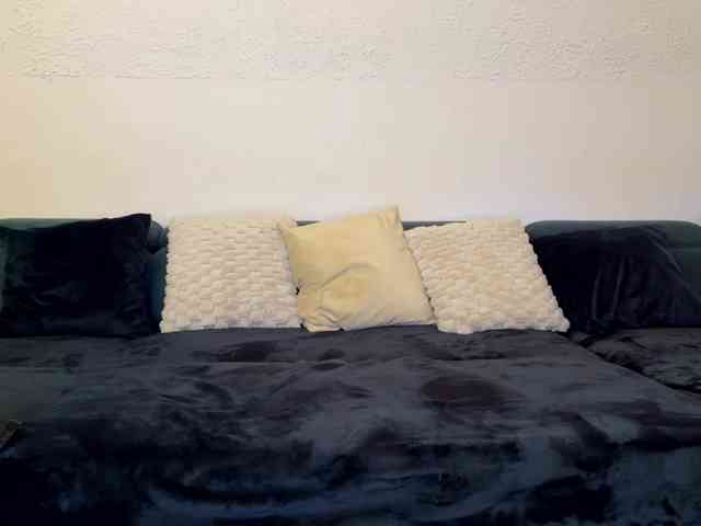 Andyvelvet webcam