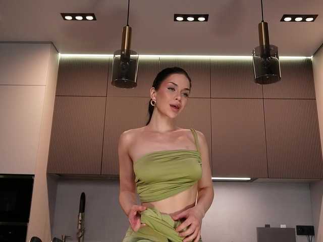 Mila-mila's BongaCams show and profile