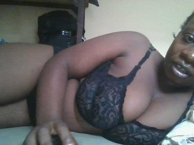 Swityass24 webcam bongacams model stream image