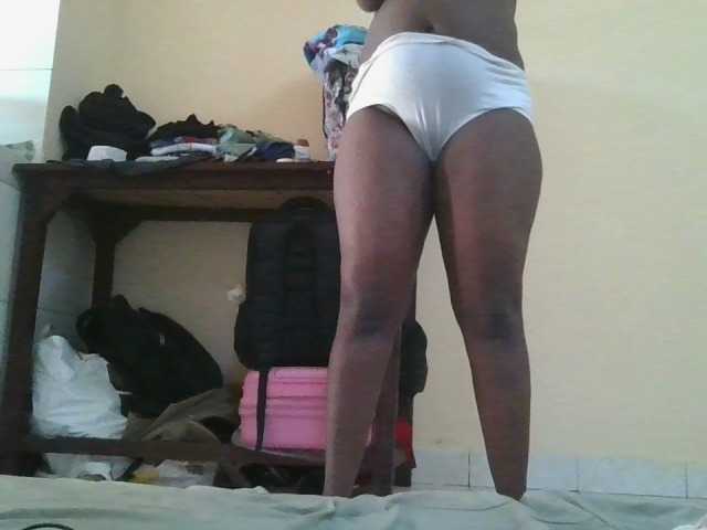 Swityass24 webcam bongacams model stream image