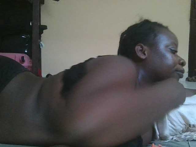 Swityass24 webcam bongacams model stream image