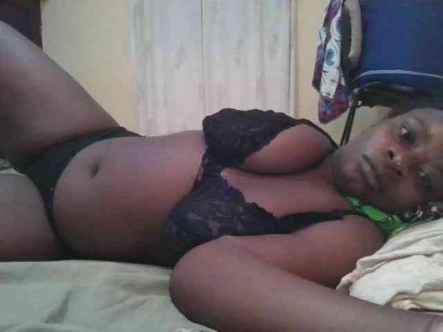 Swityass24 Live Webcam on BongaCams