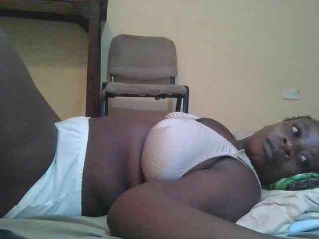 Swityass24 Live Webcam on BongaCams