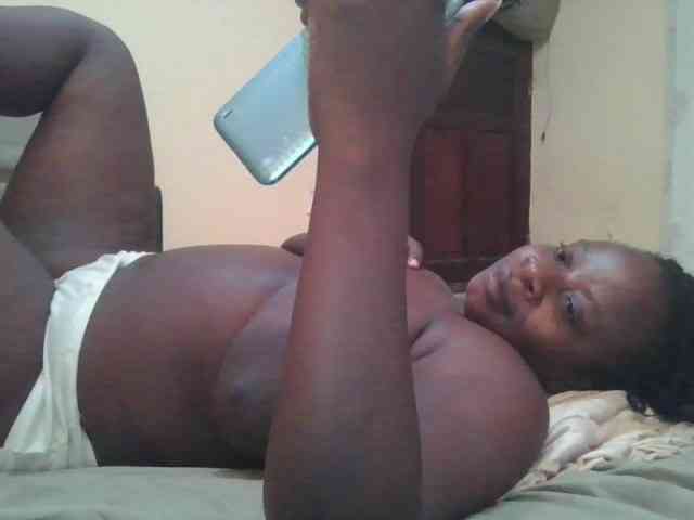 Swityass24 Live Webcam on BongaCams