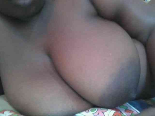 Swityass24 Live Webcam on BongaCams