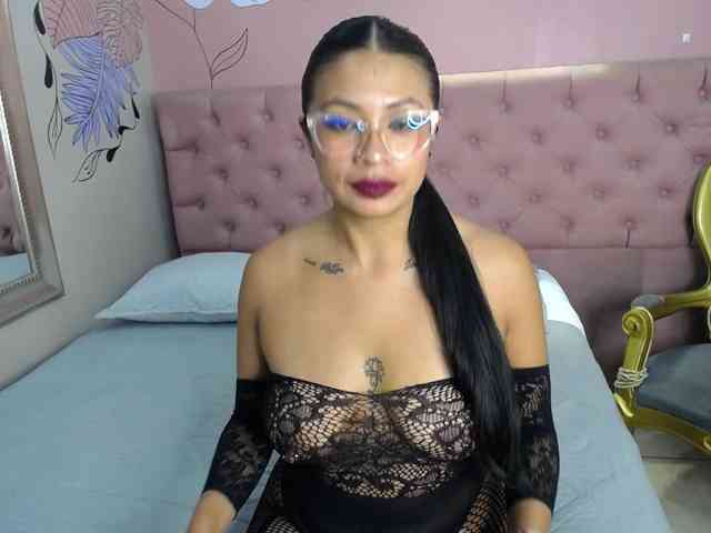 Yayittha webcam