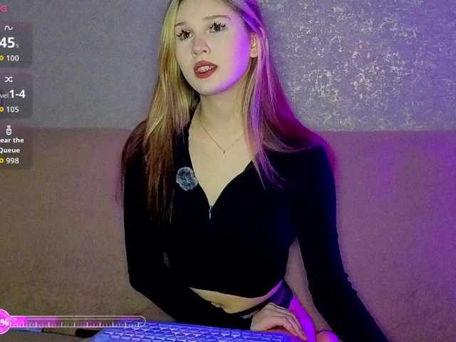 cutie-fox20's BongaCams show and profile