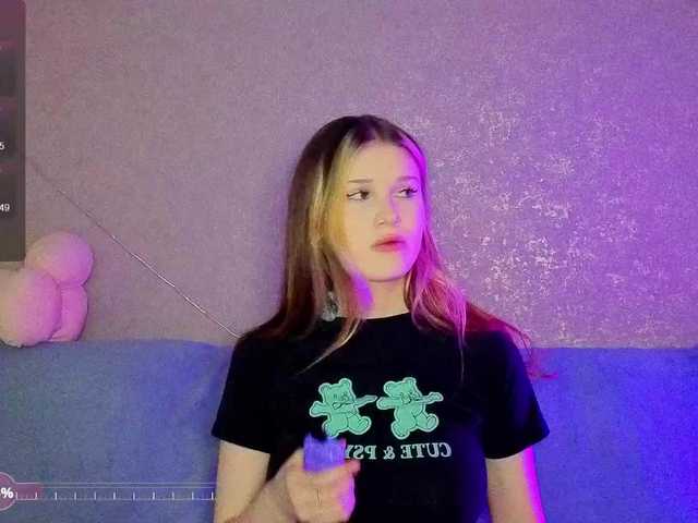 cutie-fox20's BongaCams show and profile