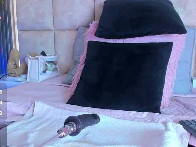 LizSheibaum's BongaCams show and profile