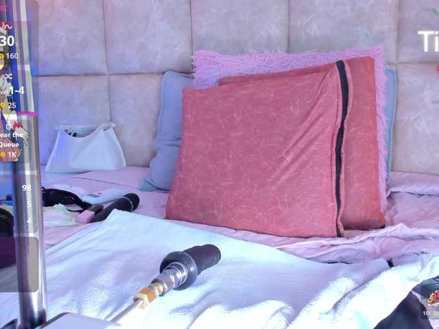 LizSheibaum's BongaCams show and profile