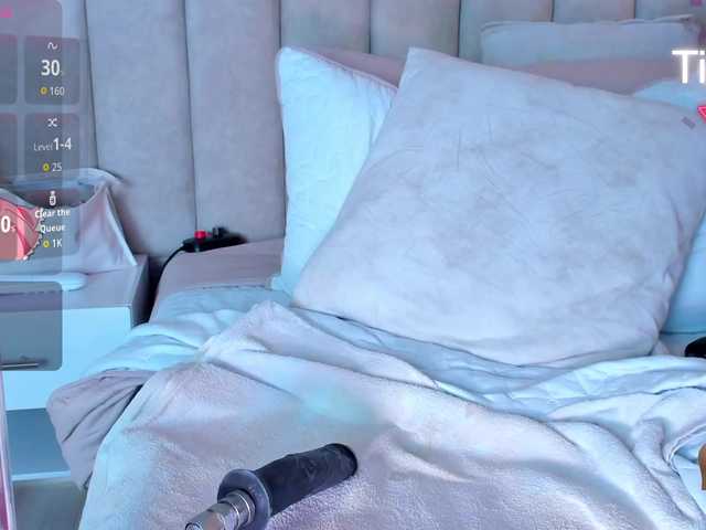 LizSheibaum's BongaCams show and profile