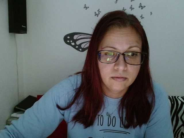 LadyHellene's BongaCams show and profile