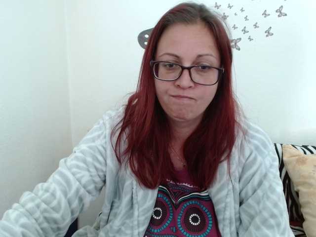 LadyHellene's BongaCams show and profile