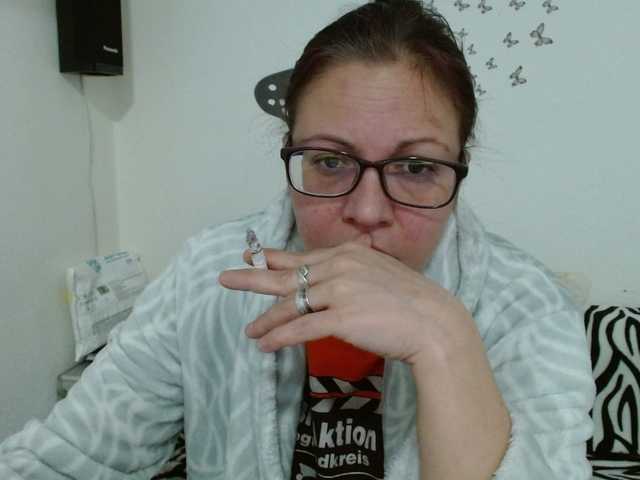 LadyHellene's BongaCams show and profile