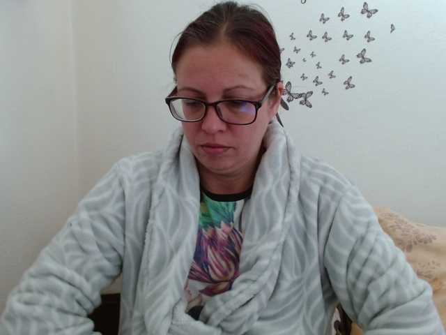 LadyHellene's BongaCams show and profile