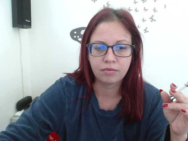 LadyHellene's BongaCams show and profile