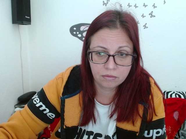 LadyHellene's BongaCams show and profile