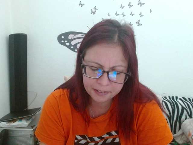 LadyHellene's BongaCams show and profile