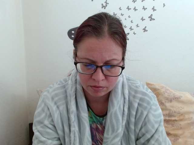 LadyHellene's BongaCams show and profile