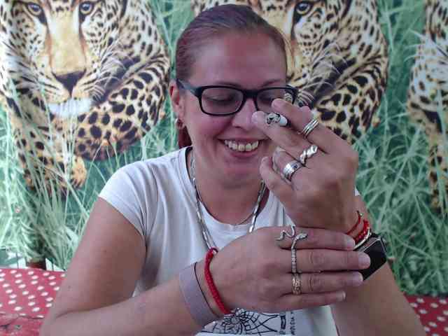 LadyHellene webcam