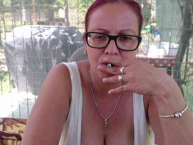 LadyHellene webcam