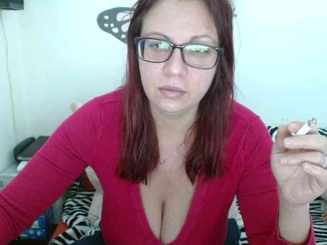 LadyHellene webcam