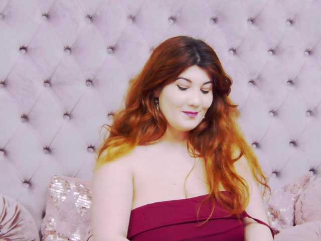 PenelopeLynnx's BongaCams show and profile