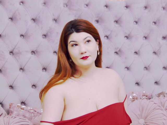 PenelopeLynnx's BongaCams show and profile