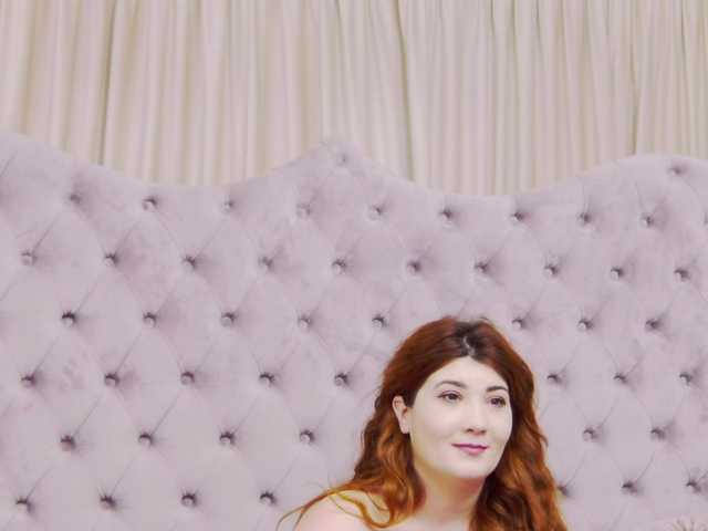 PenelopeLynnx's BongaCams show and profile