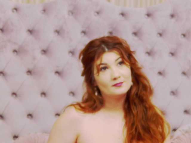 PenelopeLynnx's BongaCams show and profile