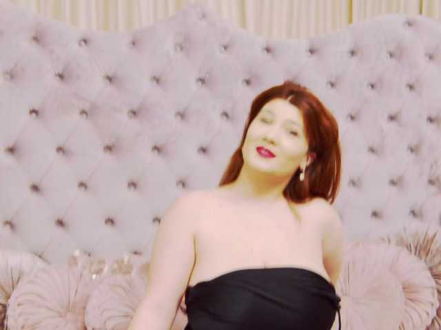 PenelopeLynnx's BongaCams show and profile