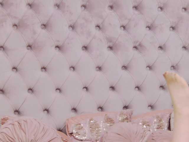 PenelopeLynnx's BongaCams show and profile