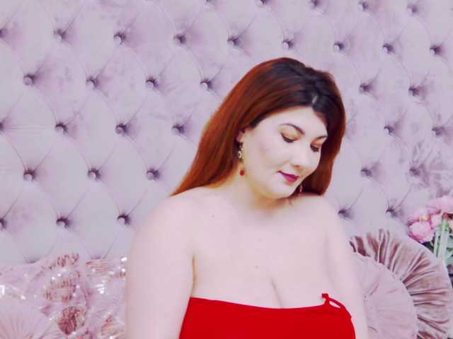 PenelopeLynnx's BongaCams show and profile