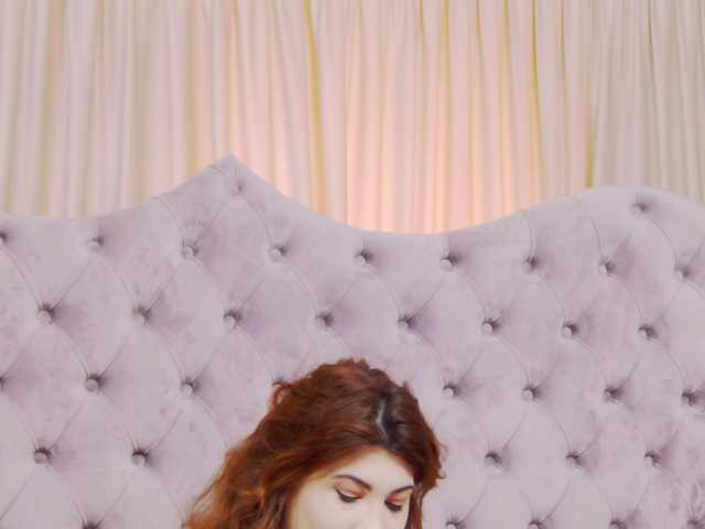 PenelopeLynnx's BongaCams show and profile