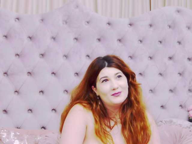 PenelopeLynnx's BongaCams show and profile