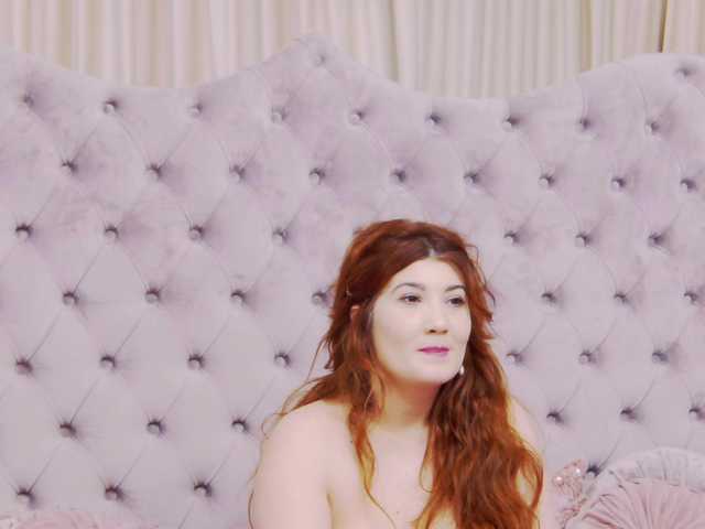 PenelopeLynnx's BongaCams show and profile