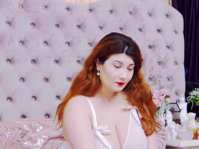 PenelopeLynnx's BongaCams show and profile