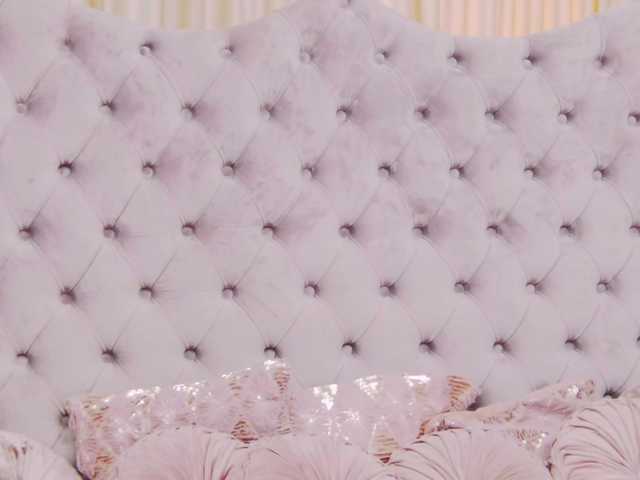 PenelopeLynnx's BongaCams show and profile